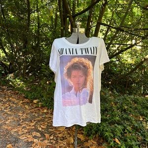 Plus-size Shania Twain screen-printed t-shirt